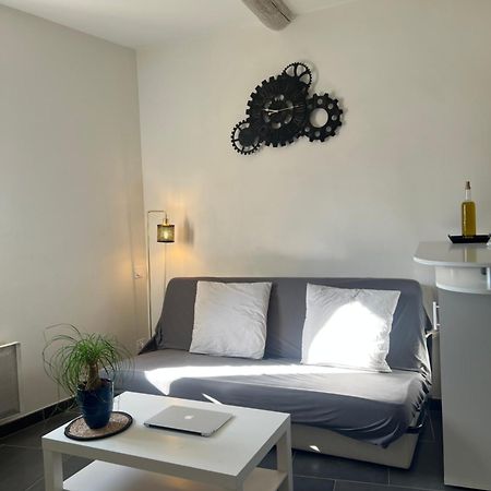 Cosy Studio Hyper Centre Avec Kitchenette & Climatisation Carpentras Eksteriør bilde
